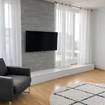 Sunny Hideaway -60sqm- Near Ber Airport Schönefeld