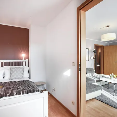 Coolest In Berlin, Easy Check-in, Near Ber Airport - Quiet&cozy Penthouse * Schoenefeld