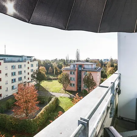 Apartment Coolest In Berlin, Easy Check-in, Near Ber Airport - Quiet&cozy Penthouse Schoenefeld