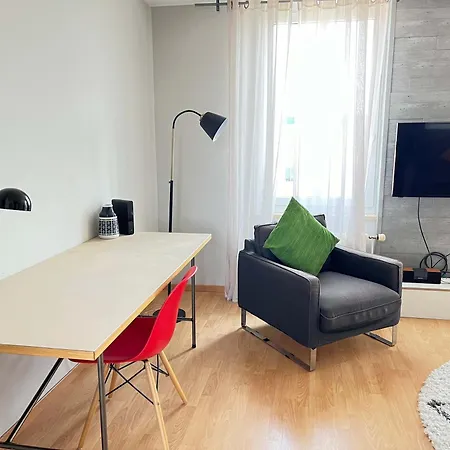 Sunny Hideaway -60Sqm- Near Ber Airport Appartement