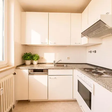 Sunny Hideaway -60sqm- Near Ber Airport Apartmán *