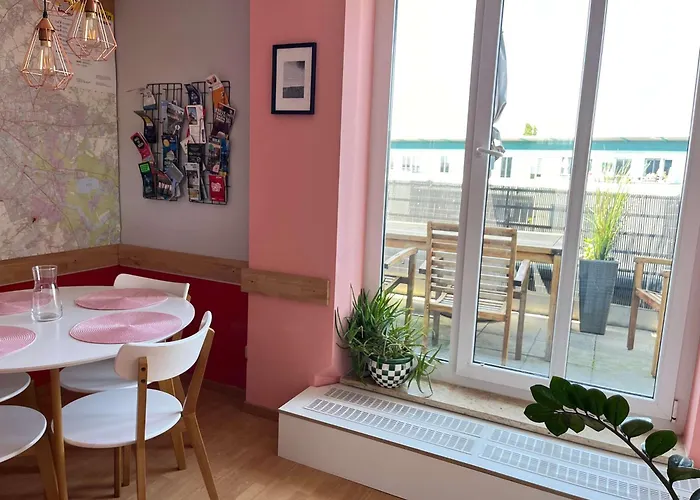 Coolest In Berlin, Easy Check-in, Near Ber Airport - Quiet&cozy Penthouse * Schönefeld