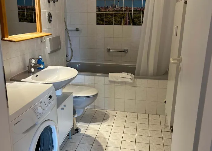 Coolest In Berlin, Easy Check-in, Near Ber Airport - Quiet&cozy Penthouse Appartement *